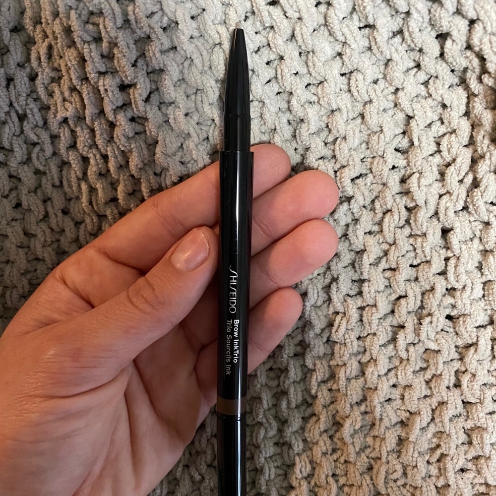 NEW SHISEIDO Brow InkTrio - Picture 2 of 3
